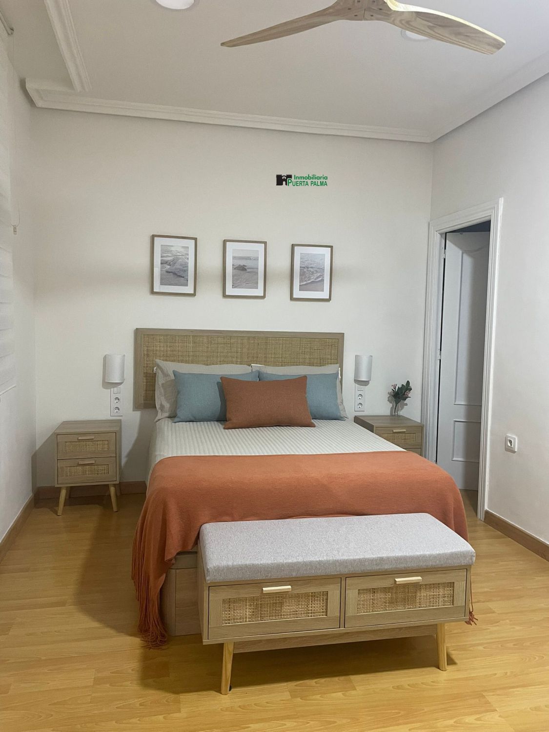 Dormitori de Pis de lloguer en Badajoz Capital amb Aire condicionat i Moblat