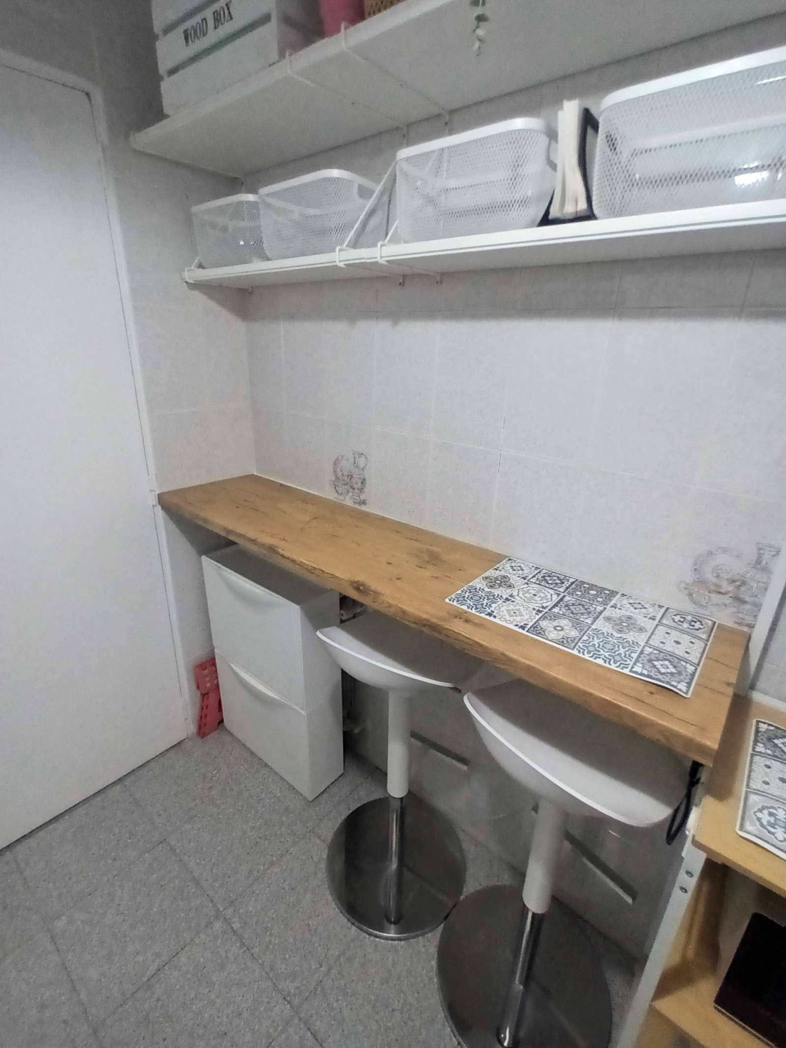 Kitchen of Apartment to share in  Madrid Capital  with Air Conditioner, Terrace and Furnished