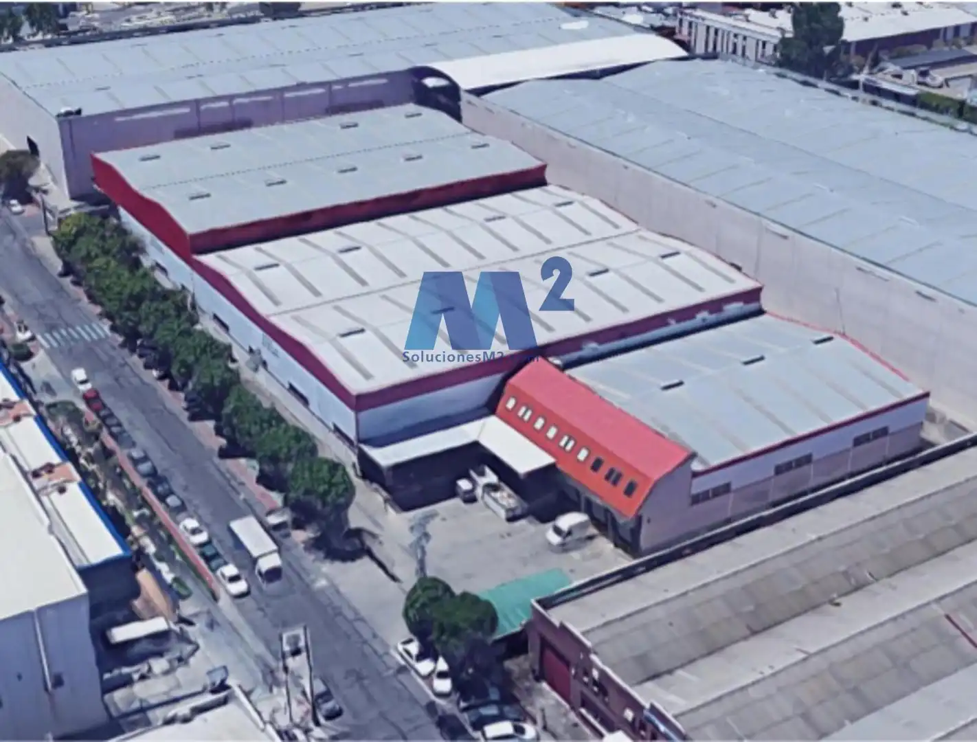 Vista exterior de Nave industrial de alquiler en Pinto