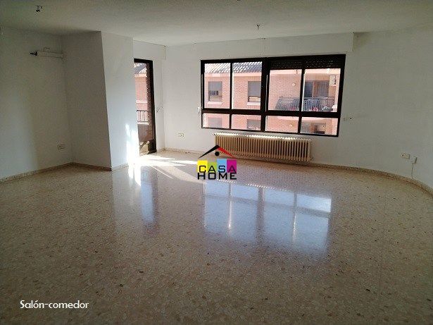 Living room of Flat for sale in Castellón de la Plana / Castelló de la Plana  with Heating, Terrace and Storage room