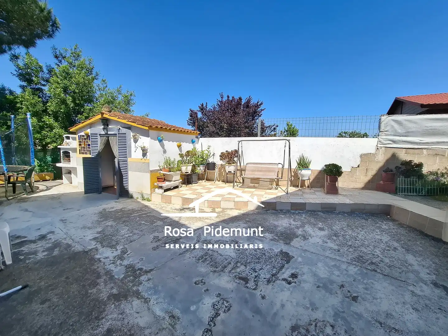Vista exterior de Casa o xalet en venda en Tordera amb Calefacció, Jardí privat i Terrassa