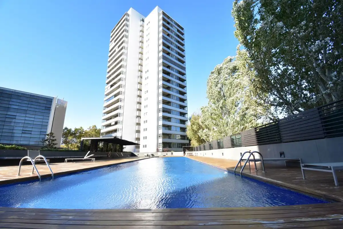Appartamento con piscina in vendita a Carrer llull, imagen 2