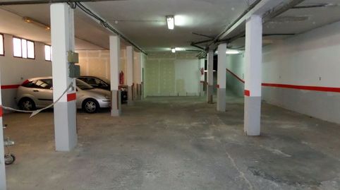 Venta de local comercial de 420 m² en la zona del polideportivo de Burjassot, Valencia / Área Marítima Inmobiliaria oficina Port S, imatge 2