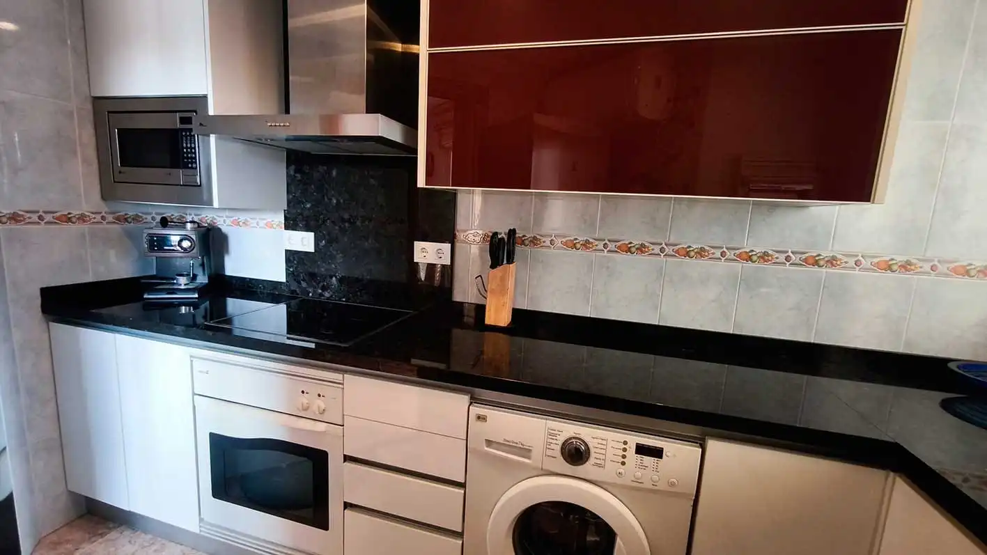 Cocina de Apartamento en venta en Xeraco con Aire acondicionado, Calefacción y Jardín privado