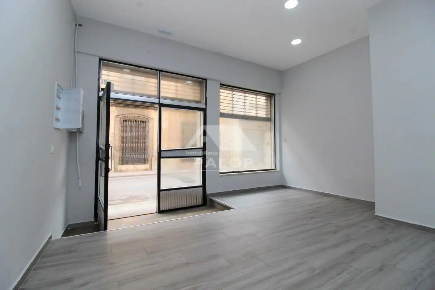 Local comercial en alquiler en Carcaixent, imagen 3
