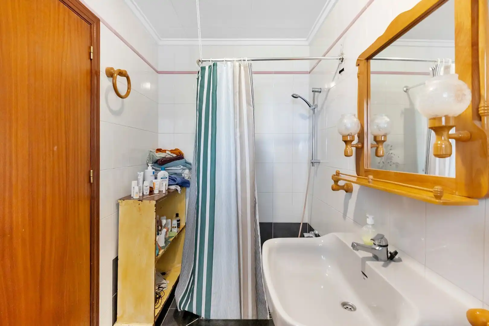 Baño de Finca rústica en venta en Torrevieja con Terraza, Trastero y Amueblado