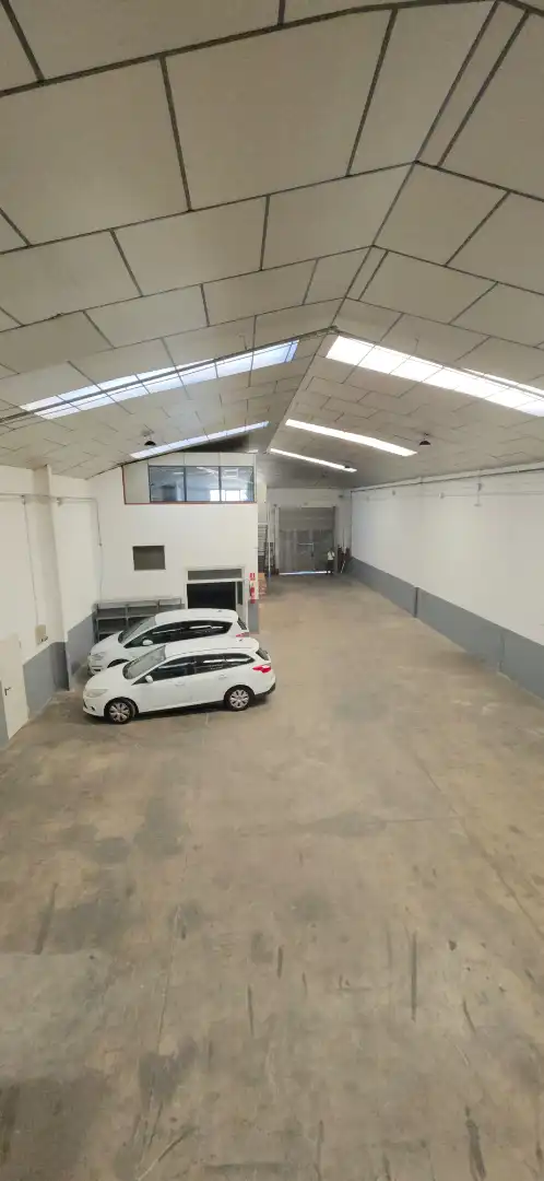 Fabrikhallen zur Miete in Santa Perpètua de Mogoda