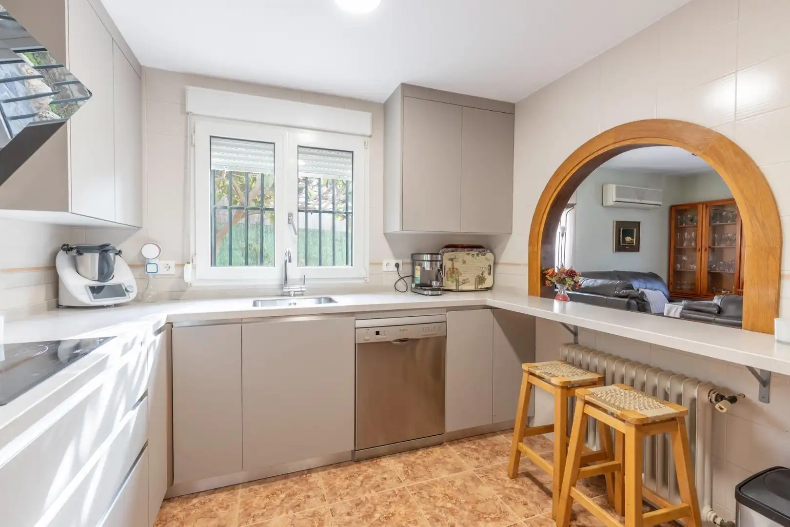 Casa o chalet en venta en Calle Calle Borgoña, Villa de Otura