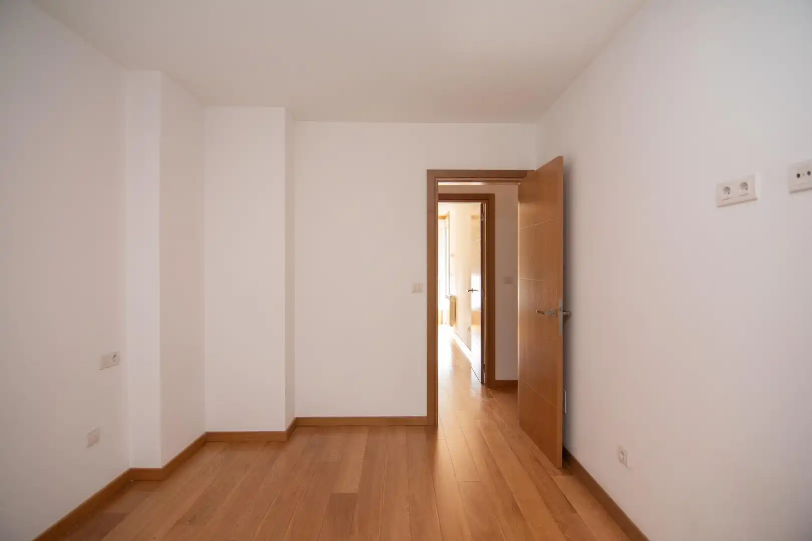 Piso en venta en A Coruña Capital  con Calefacción, Parquet y Trastero