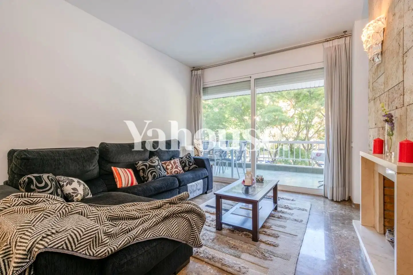 Außenansicht von Wohnung zum Verkauf in Barcelona mit Klimaanlage, Heizung und Terrasse
