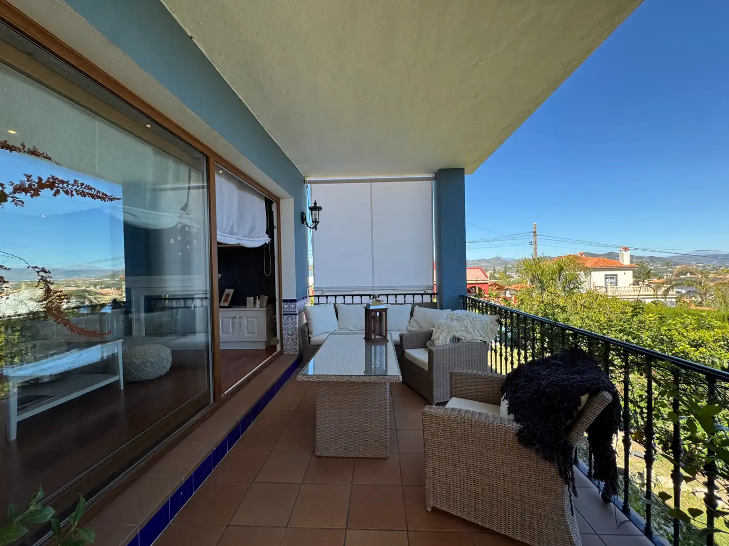Terrassa de Casa o xalet en venda en Alhaurín de la Torre amb Aire condicionat, Calefacció i Jardí privat