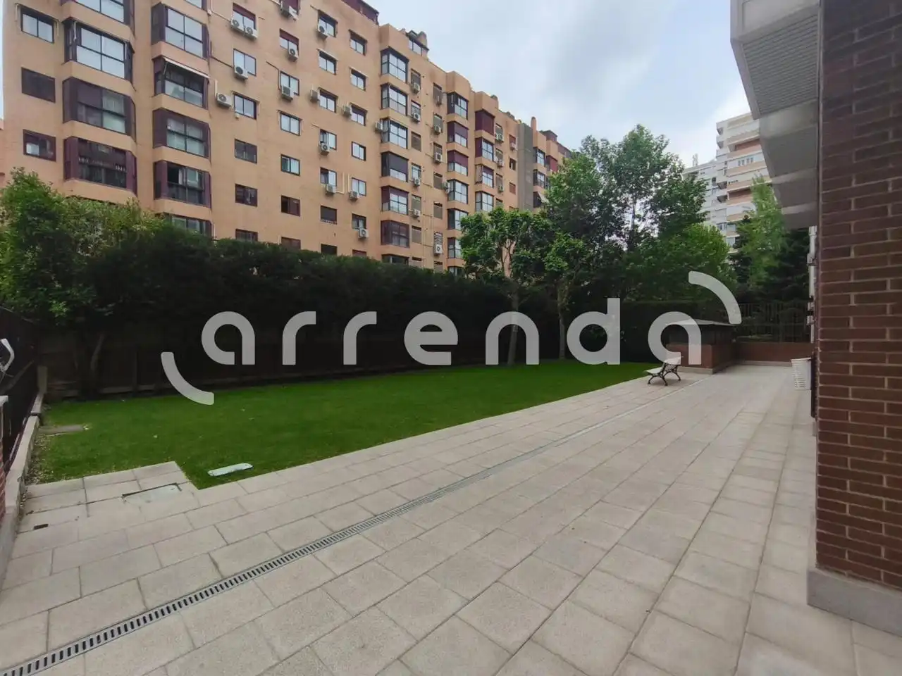 Jardín de Ático en venta en Madrid