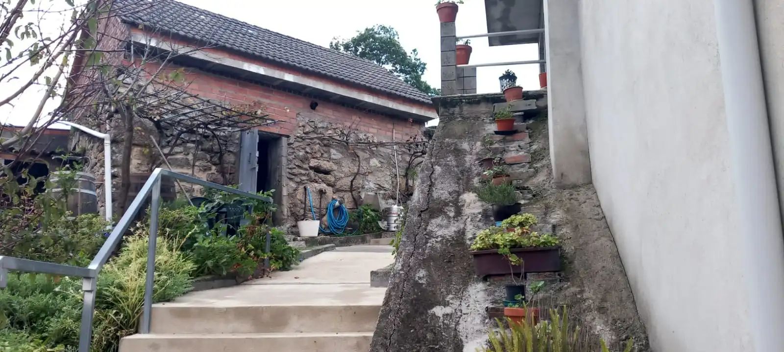 Vista exterior de Casa o chalet en venta en Portas con Terraza, Trastero y Amueblado