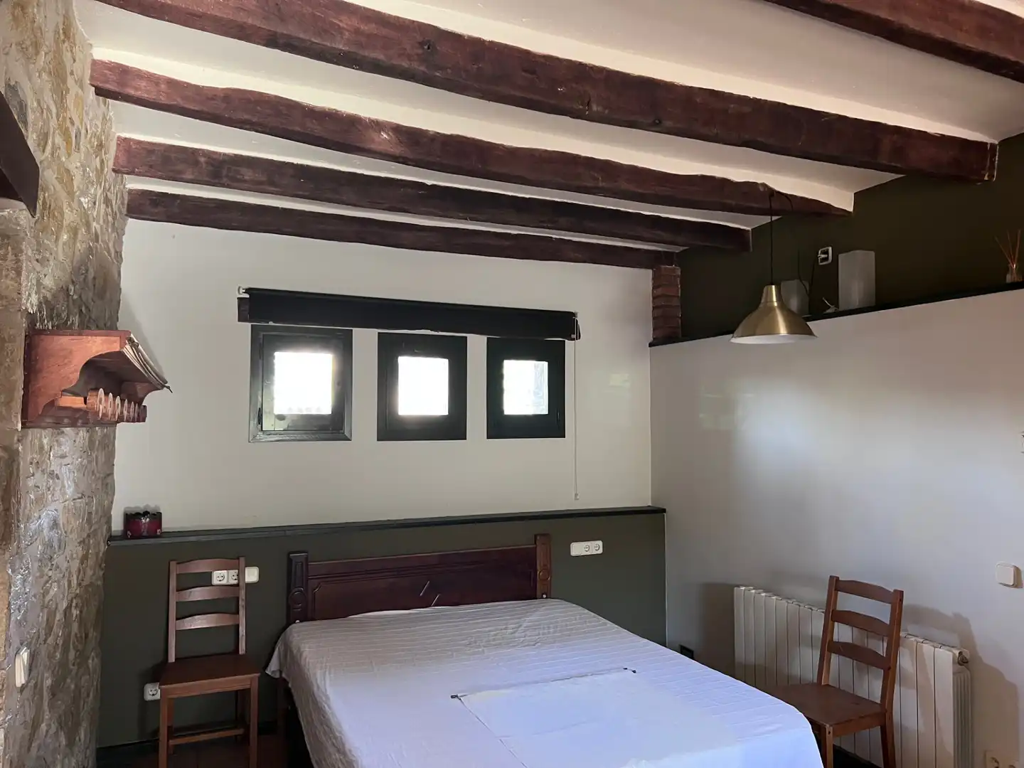 Dormitori de Finca rústica en venda en Mieres (Girona) amb Aire condicionat, Jardí privat i Parquet
