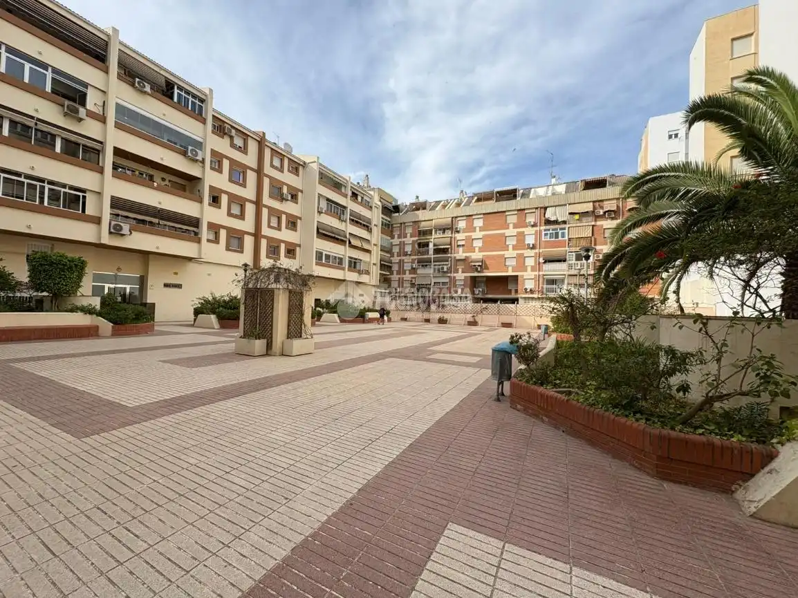 Exterior view of Flat for sale in Málaga  with Air Conditioner, Terrace and Storage room