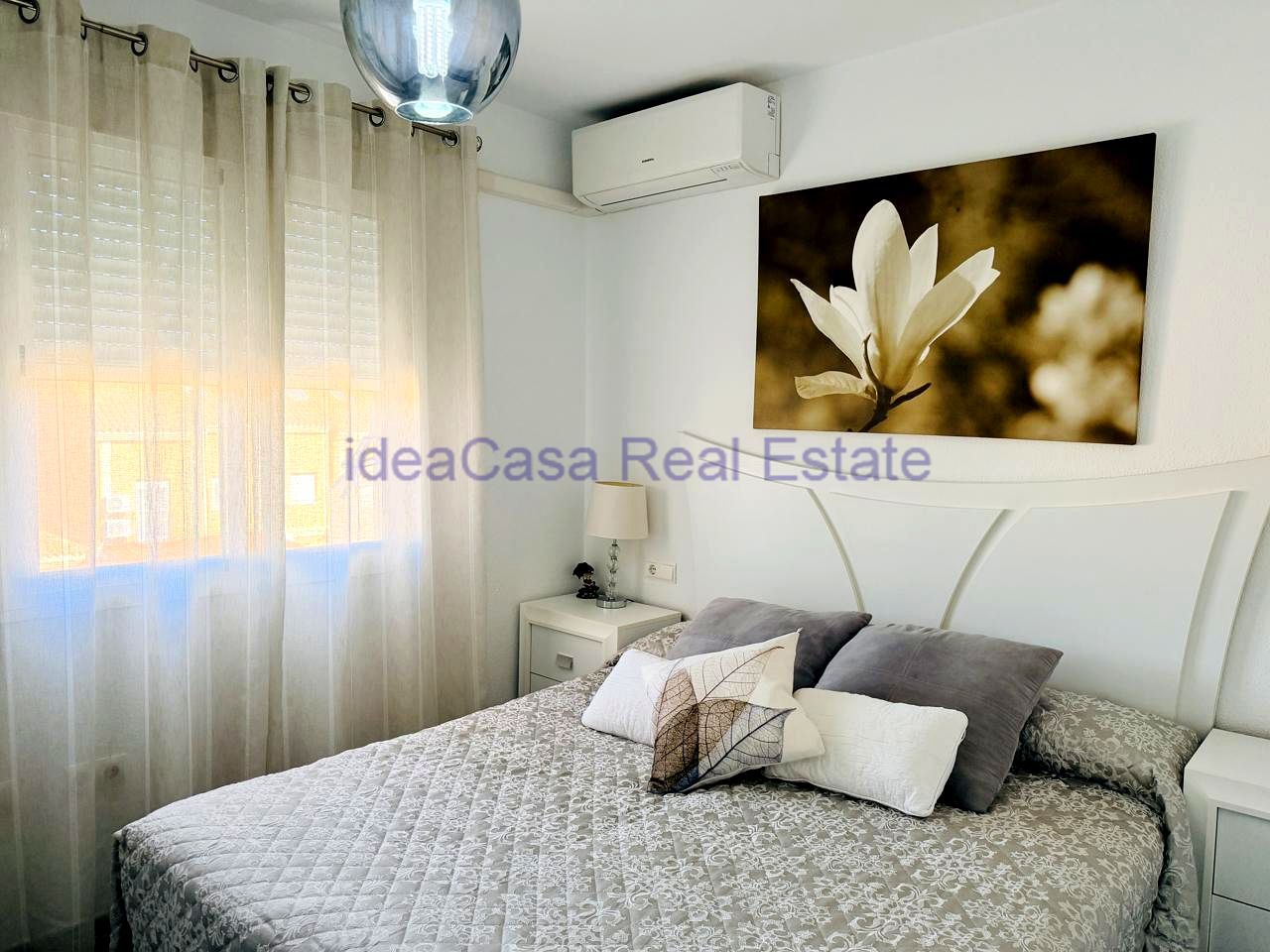 Bedroom of Flat for sale in Alhaurín de la Torre  with Air Conditioner, Terrace and Community pool