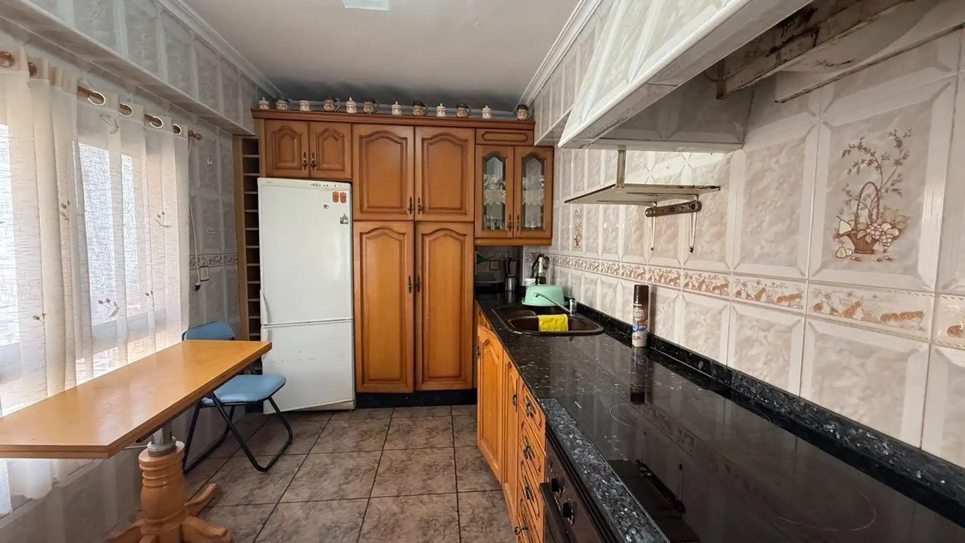 Cocina de Apartamento en venta en Sagunto / Sagunt con Balcón