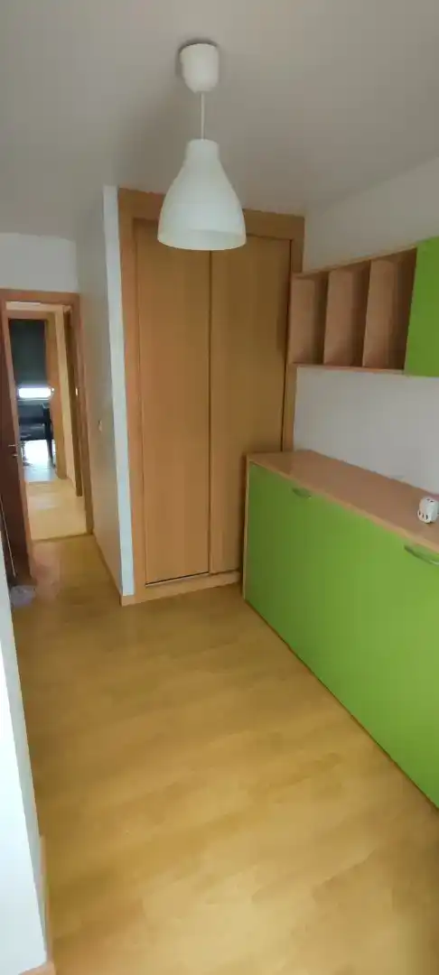 Piso de alquiler en Ribeira con Parquet, Trastero y Amueblado