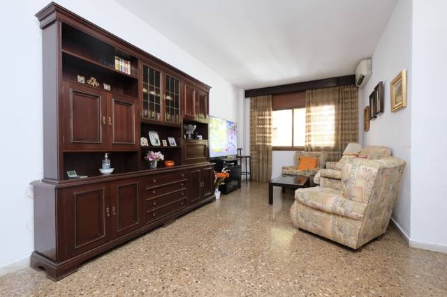 Piso en Venta en Rambla de Prim en La Verneda i la Pau