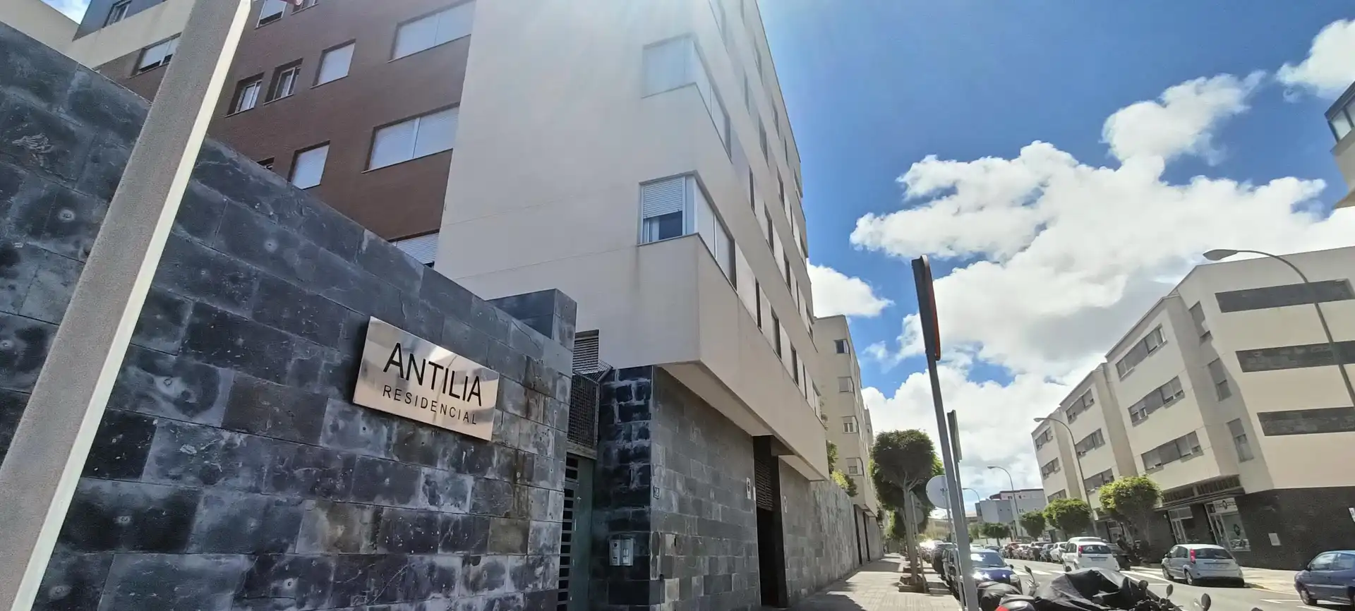 Vista exterior de Piso de alquiler en Las Palmas de Gran Canaria con Jardín privado, Trastero y Amueblado