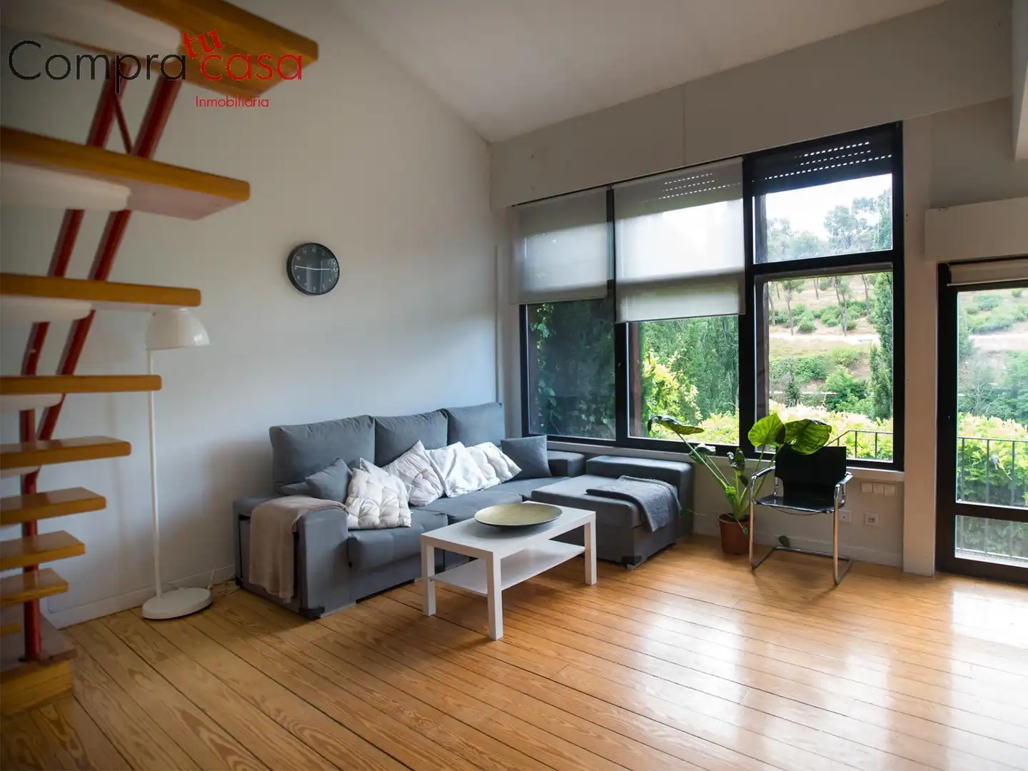Living room of Houses for rent in Segovia  with Heating, Private garden and Storage room