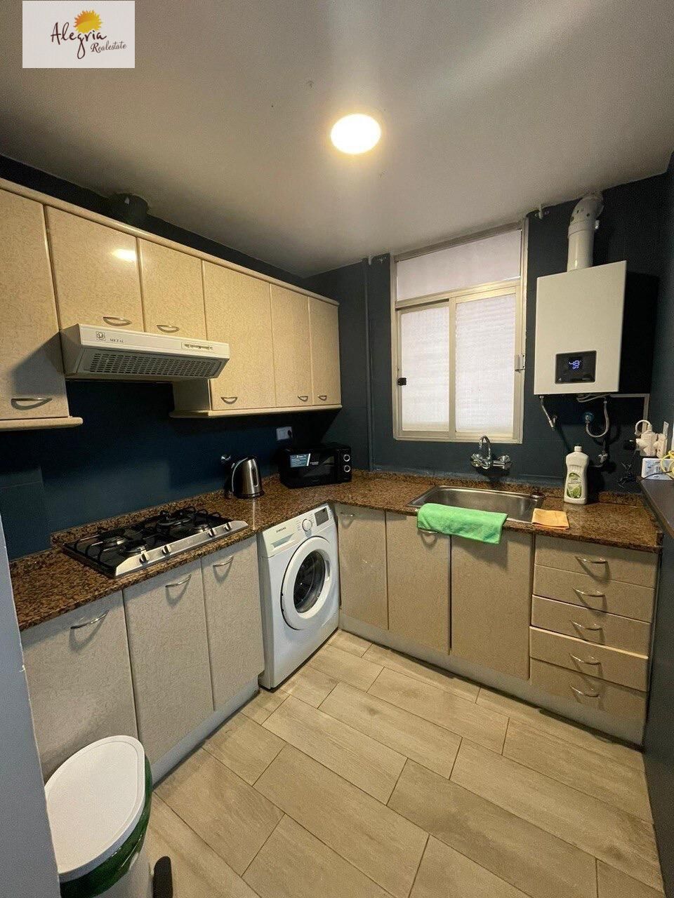 Kitchen of Apartment for sale in  Valencia Capital