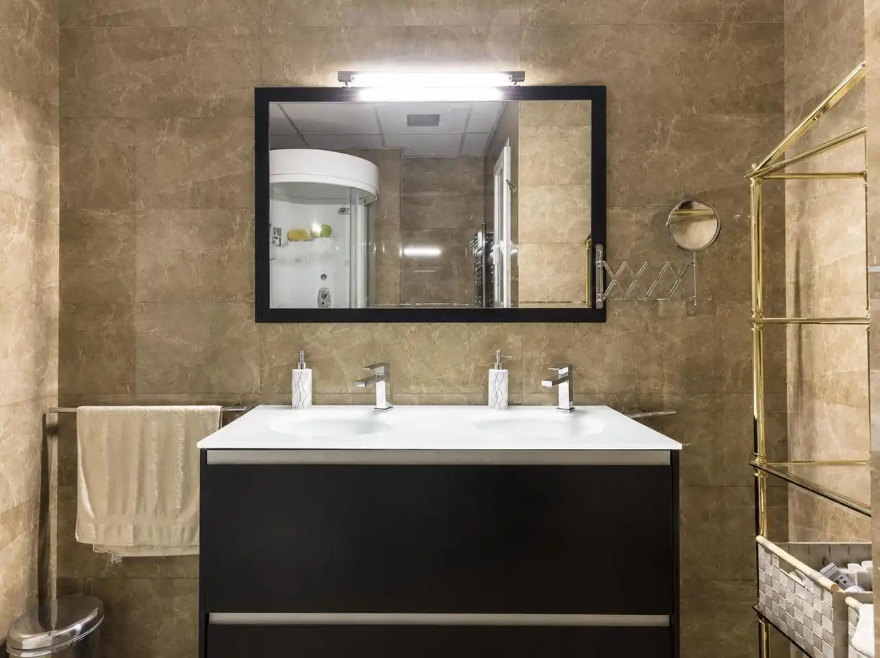 Appartement avec ascenseur à louer à Calle de Guzmán el Bueno, imagen 26