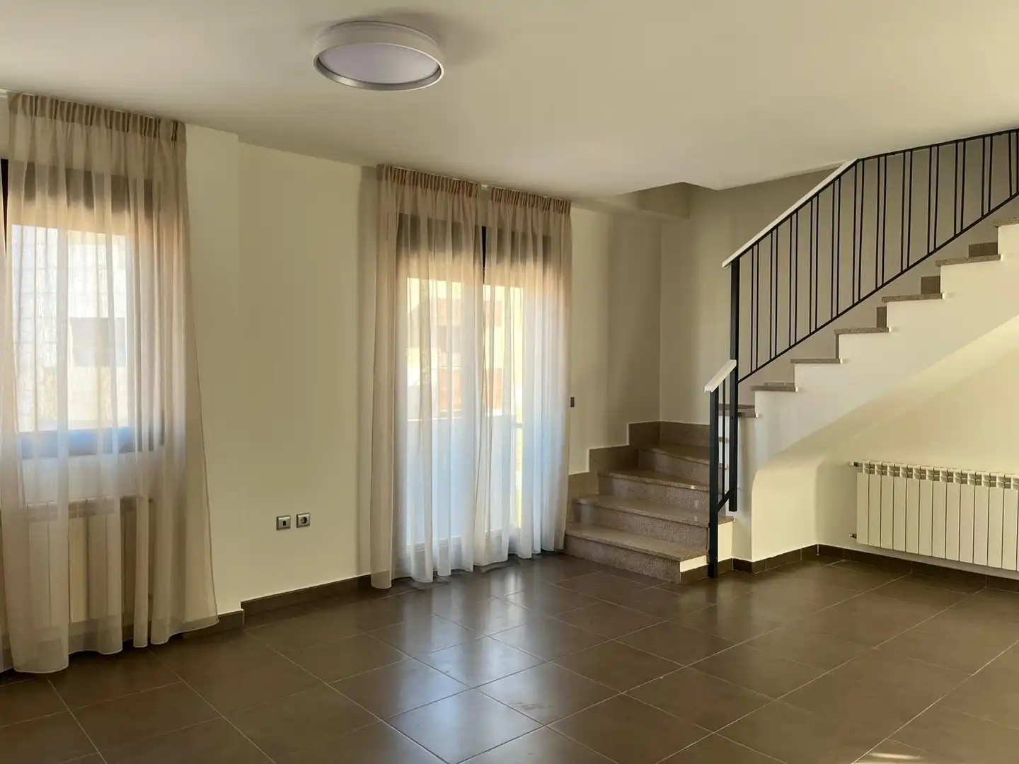 Dúplex de lloguer en Torrijos amb Aire condicionat, Calefacció i Forn
