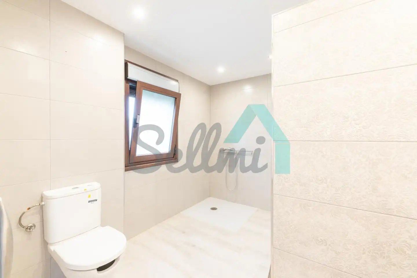 Casa adosada en venta en Lugar Llovera, Parroquias Sur - La Manjoya