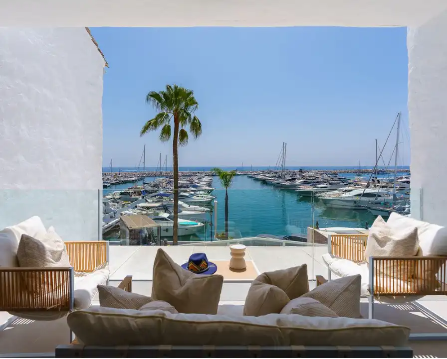 Wohnung mit Aufzug zum Verkauf in Nueva Andalucía