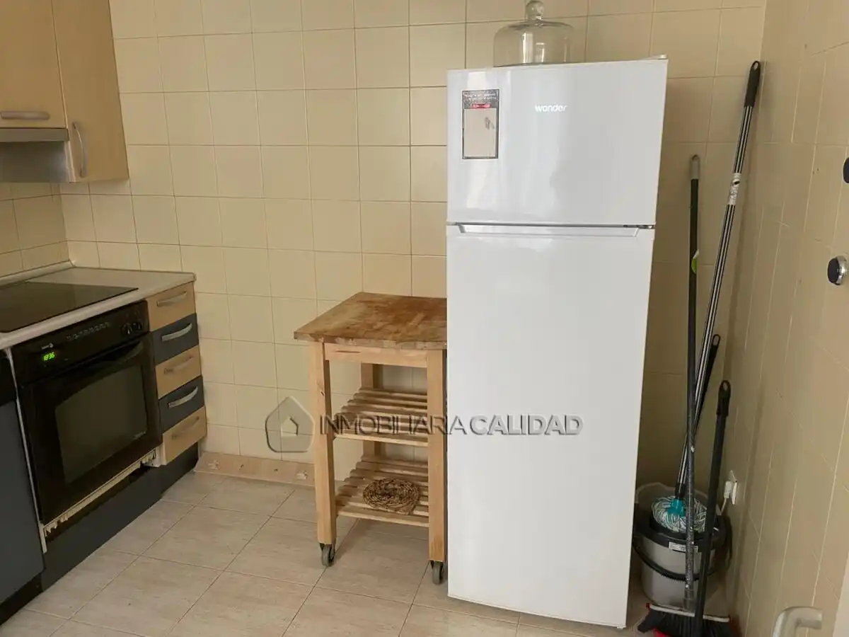 Kitchen of Flat for rent in Burgos  with Heating and Furnished