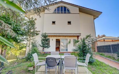 Exterior view of Single-family semi-detached for sale in Hernani  with Terrace