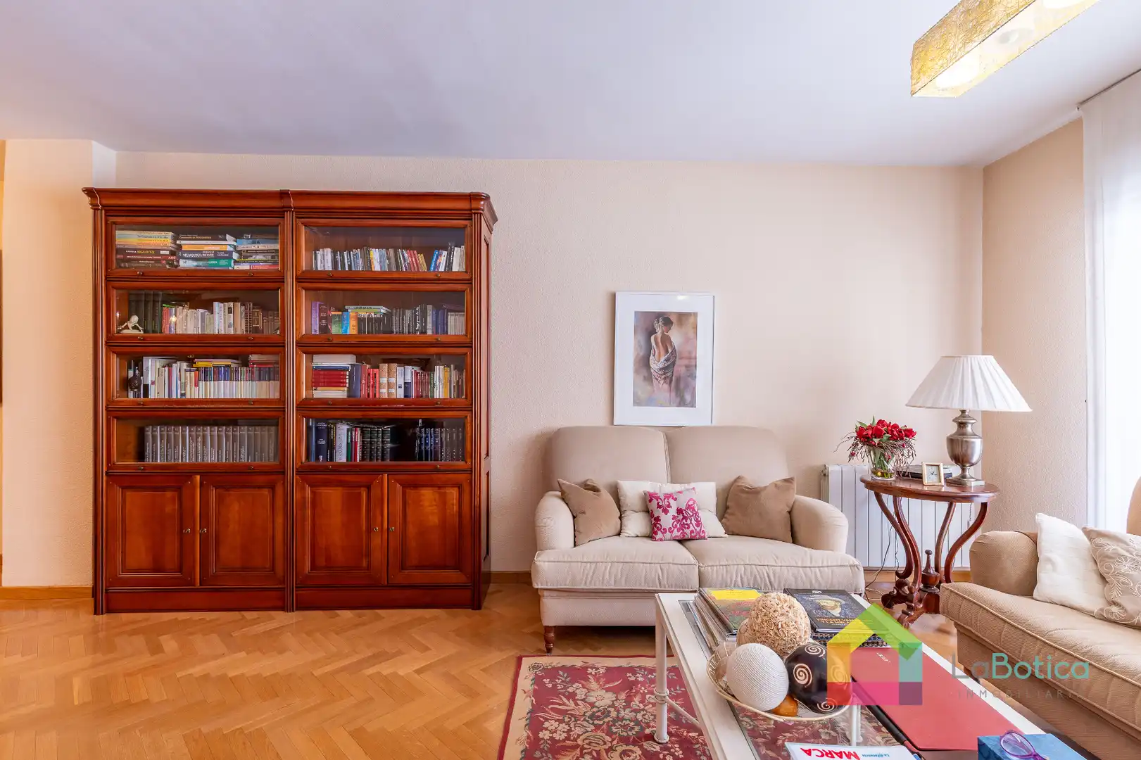 Living room of Flat for sale in Toledo  with Heating, Parquet flooring and Washing machine