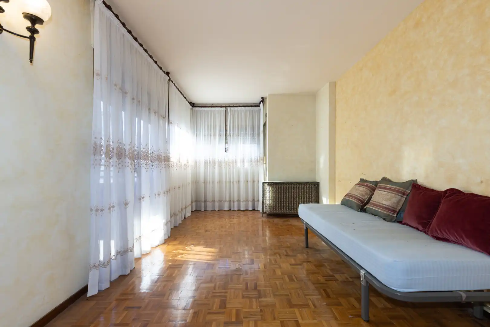 Schlafzimmer von Wohnung zum Verkauf in Tarragona mit Heizung, Parkett und Terrasse