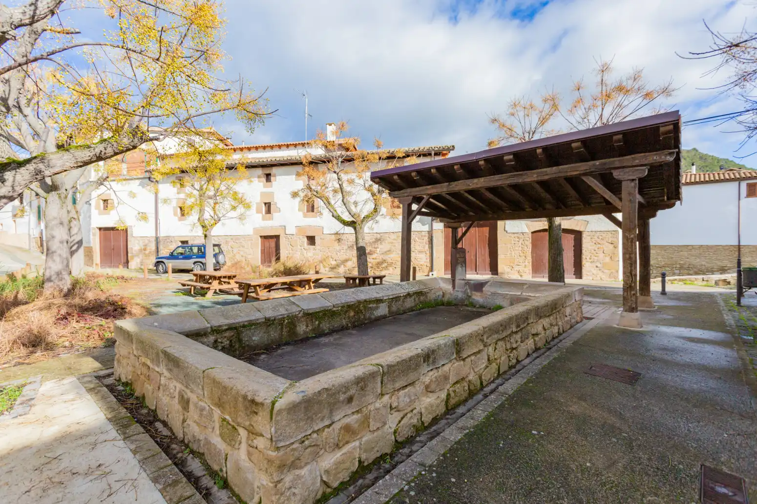 Exterior view of Land for sale in Mañeru