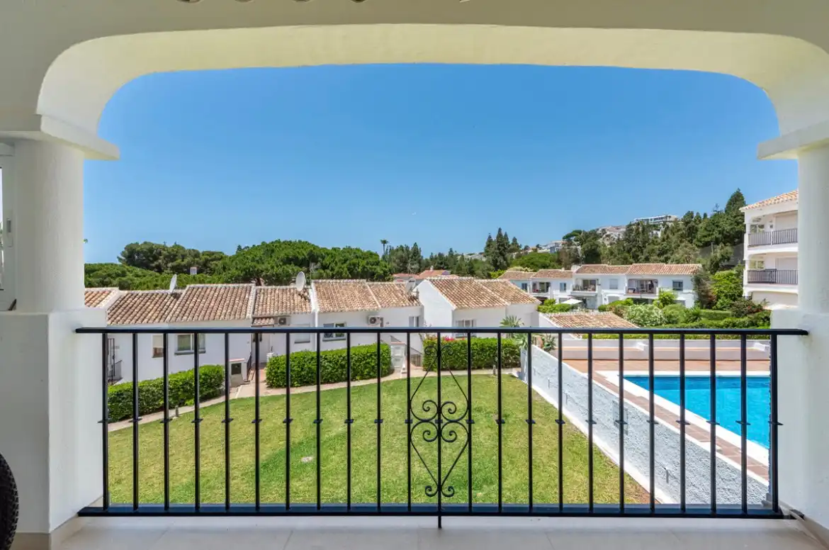 Apartment with pool for sale in La Cala Mijas, imagen 2
