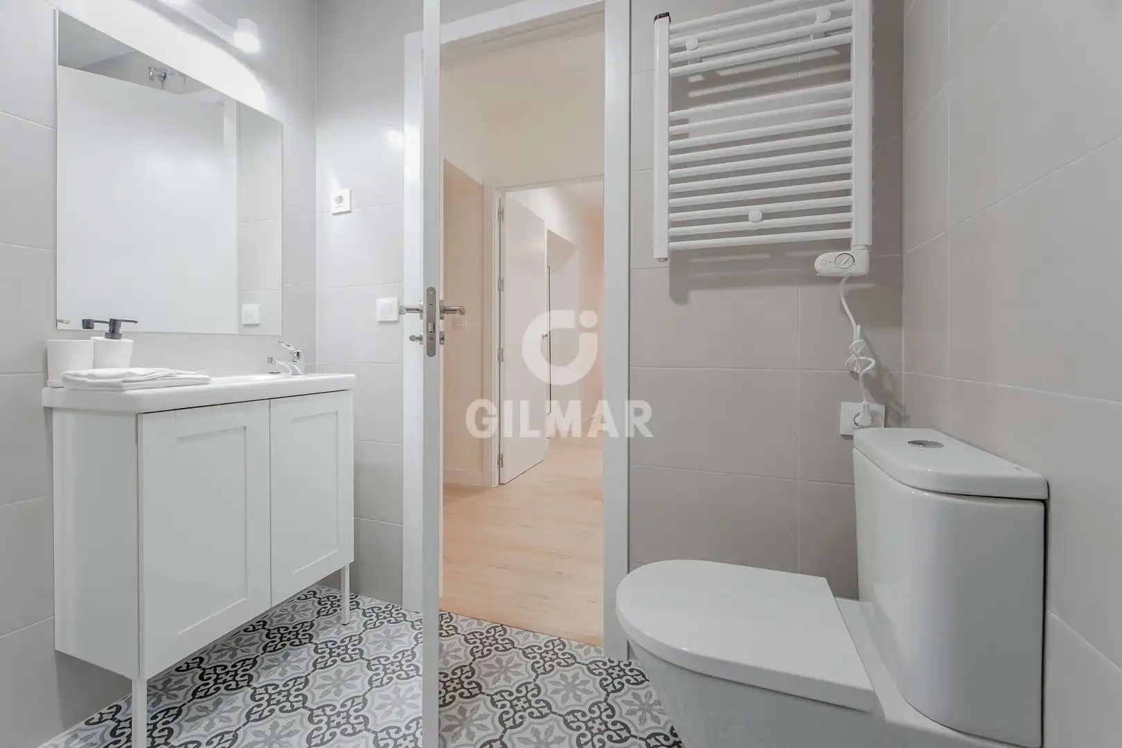 Baño de Piso en venta en Madrid con Calefacción