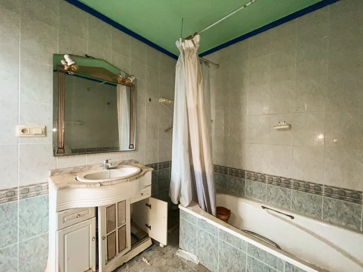 Bany de Casa o xalet en venda en Sagunto / Sagunt