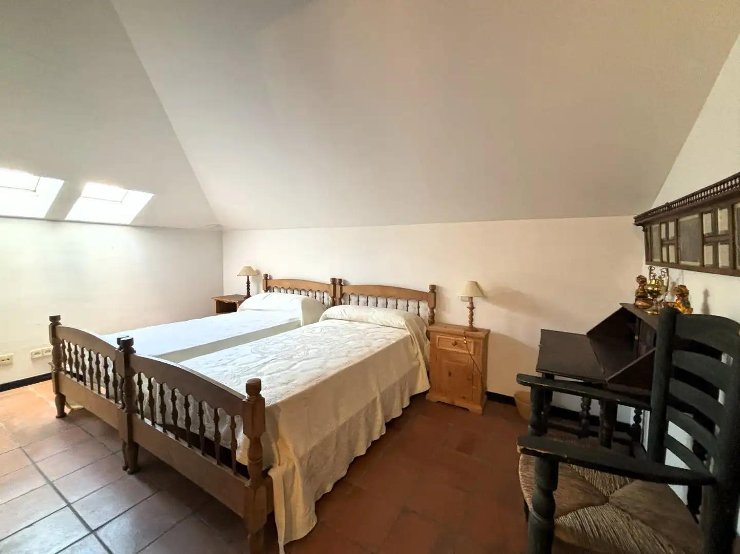 Habitación de Casa adosada en venta en Real Sitio de San Ildefonso con Calefacción, Jardín privado y Parquet