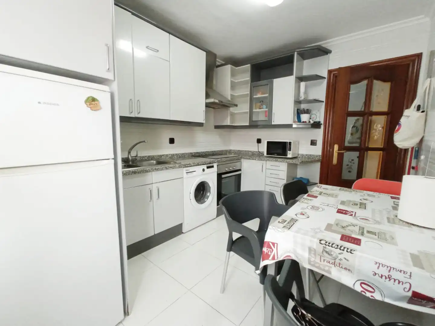 Cuina de Pis en venda en Burgos amb Calefacció i Terrassa