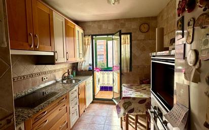 Kitchen of Flat for sale in Getafe  with Air Conditioner