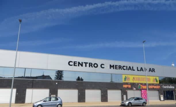Premises for sale in Playa