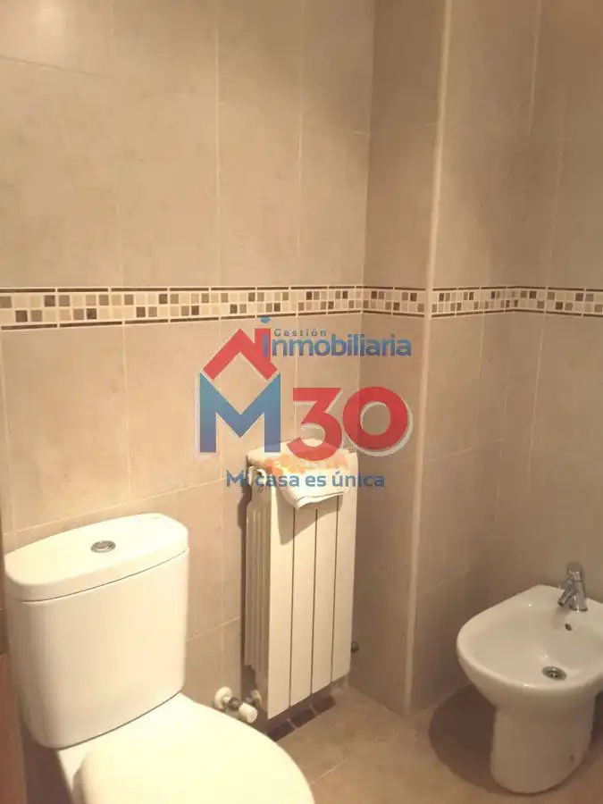 Baño de Apartamento en venta en Miranda de Ebro con Calefacción, Parquet y Terraza
