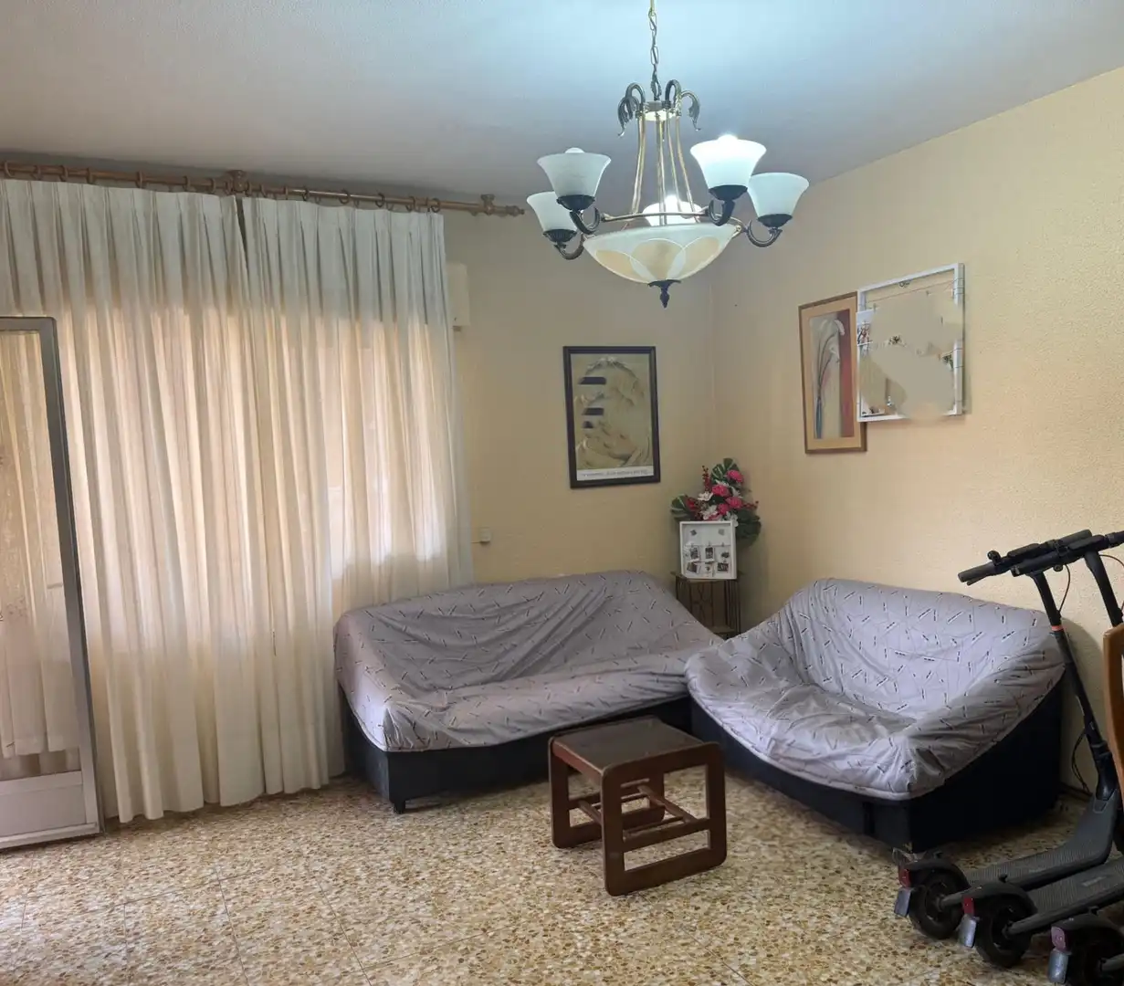 Sala de estar de Piso en venta en Herencia con Amueblado y Balcón