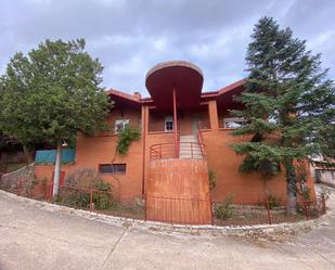 Vista exterior de Casa o xalet en venda en Cogollos amb Calefacció, Jardí privat i Parquet