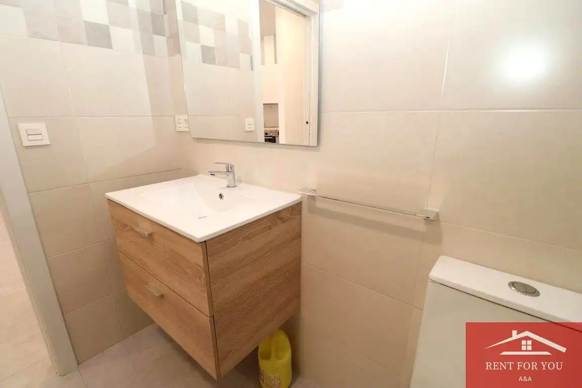 Badezimmer von Erdgeschoss zur Miete in Coín mit Klimaanlage