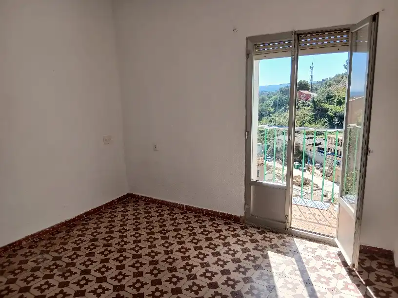 Habitación de Piso en venta en Buñol con Terraza, Trastero y Balcón