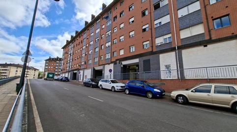 Foto 5 de Piso en venta en Calle Calle Doctor Antonio Bascarán Asunsolo, Cerdeño - El Palais - Mercadín, Oviedo