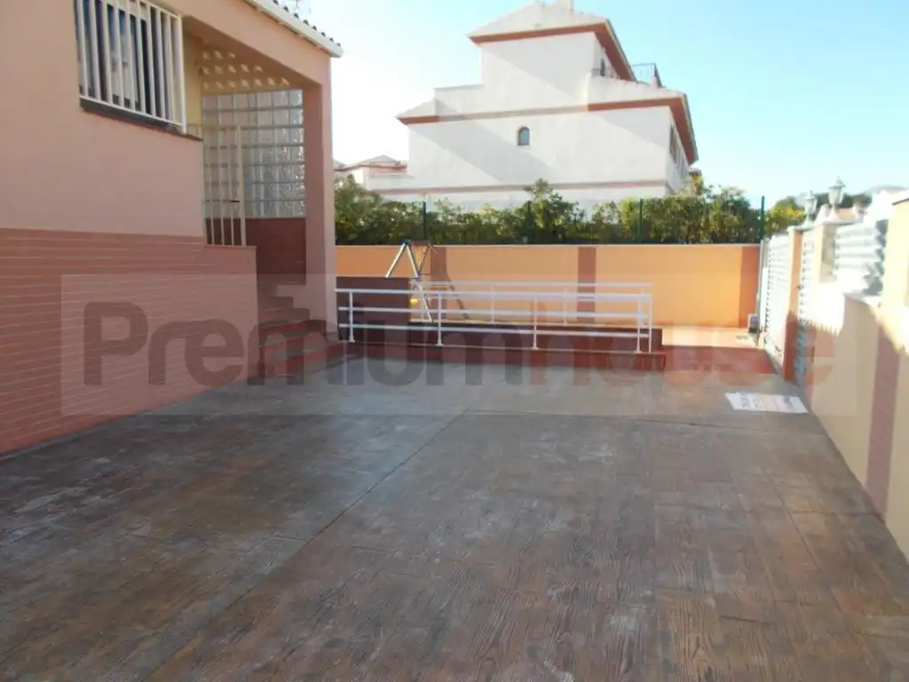 Terrassa de Casa o xalet en venda en Vandellòs i l'Hospitalet de l'Infant amb Aire condicionat, Terrassa i Piscina