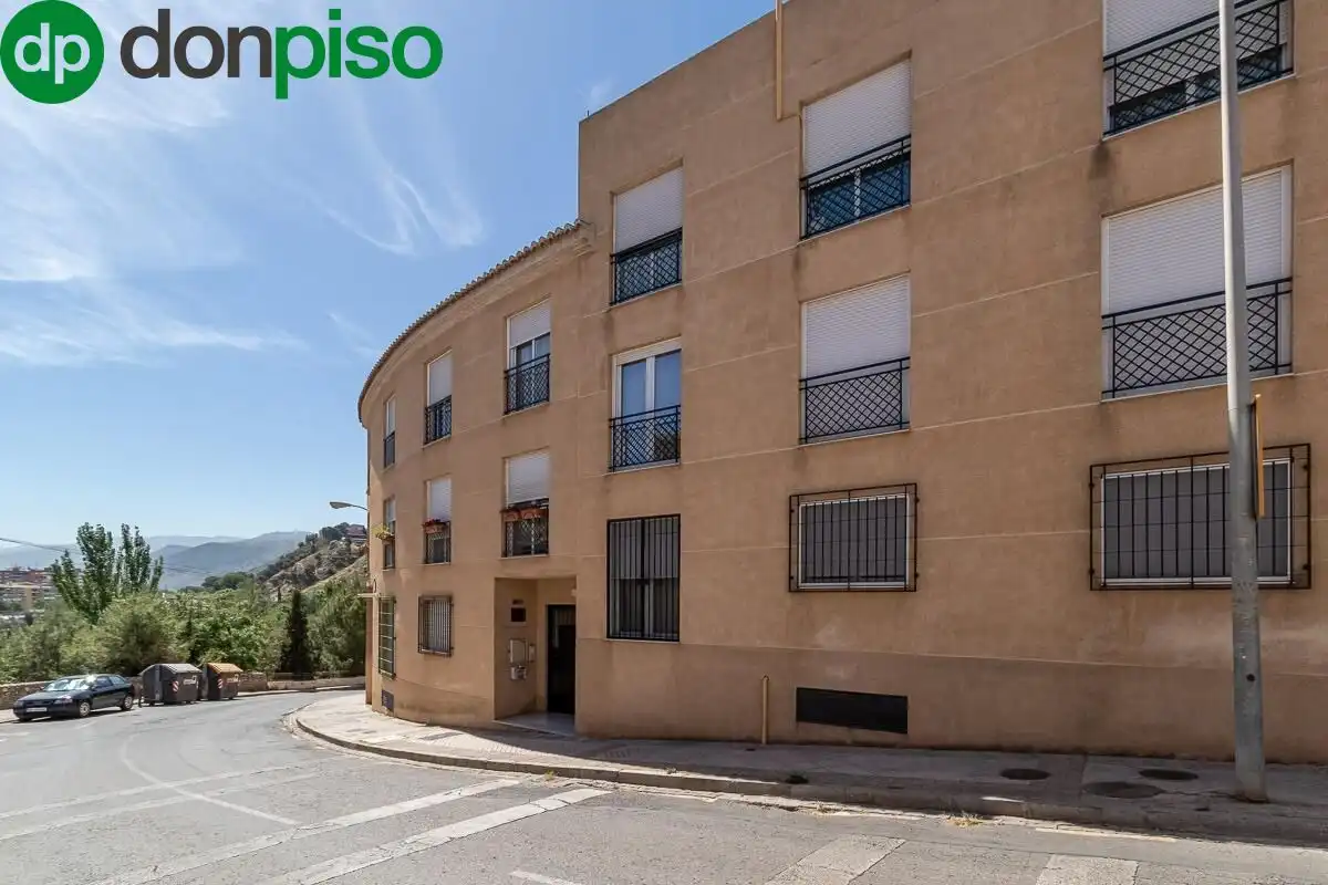 Exterior view of Flat for sale in Granada  with Heating and Storage room